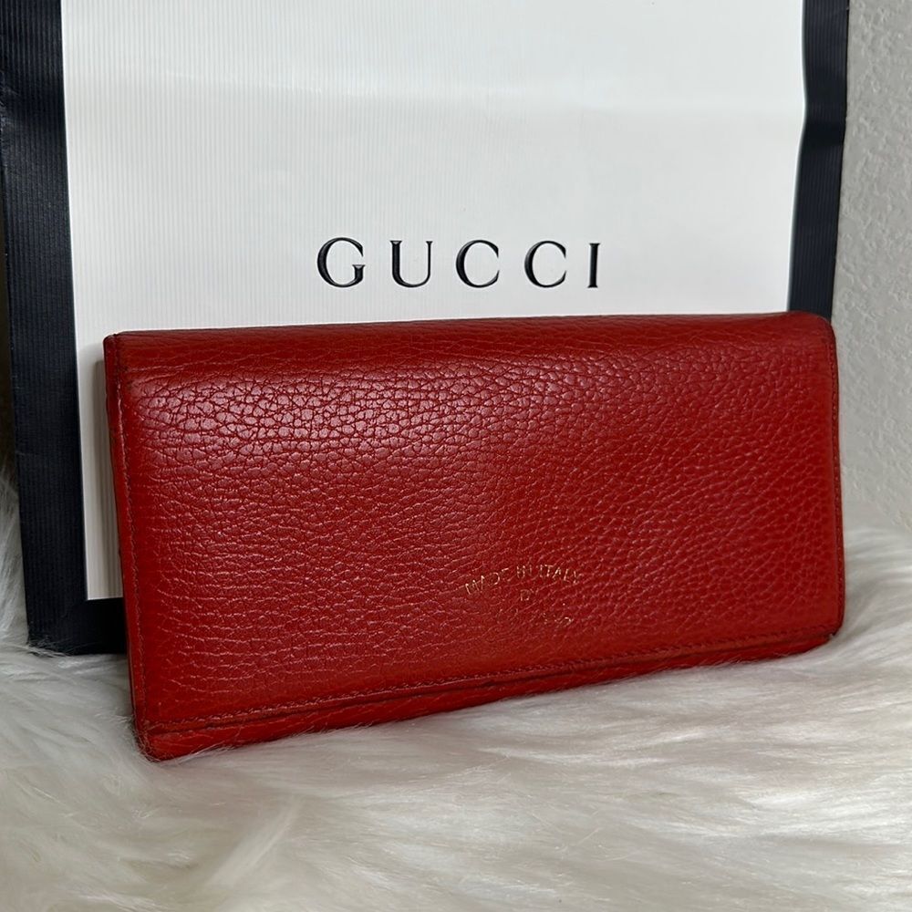 Gucci Red Pebbled Leather Continental Long Wallet Snap Flap